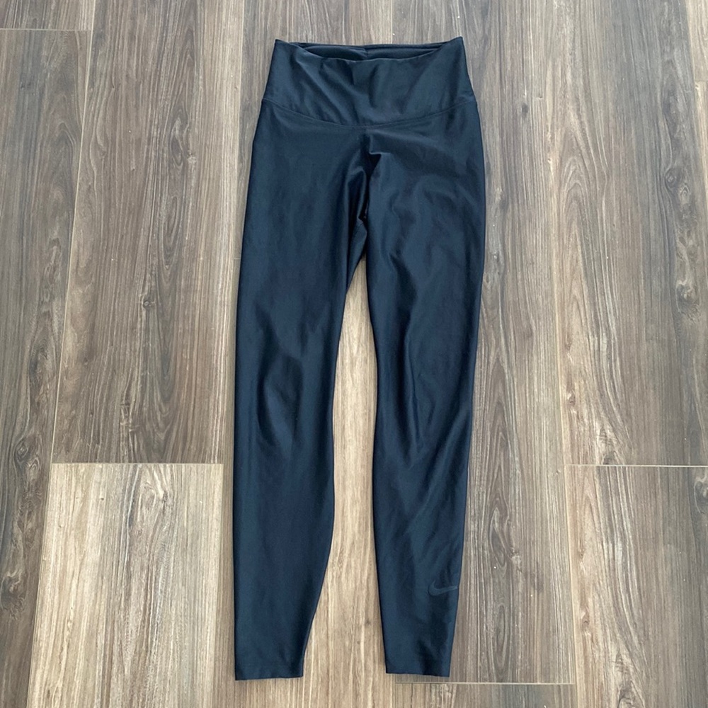 Nike DRI-FIT • Black Leggings • Size XS